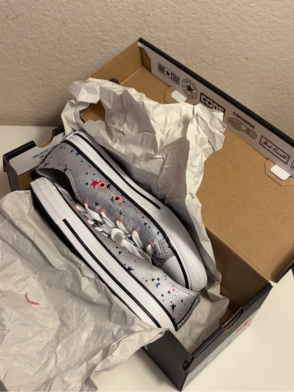 Converse Chuck Taylor All Star OX Junior 3 Silver Star Print Glitter 665360F NWT